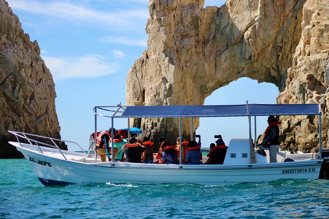 Shared ride to the arch of Cabo San Lucas - Leaving D Dock and getting your bearings