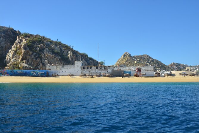 Shared Tour to the Arch of Cabo San Lucas - English guiding and the crew’s style