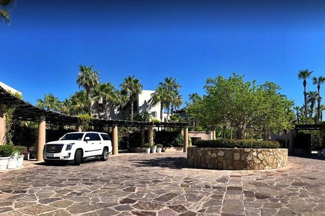 SJD Airport to San Jose del Cabo - one way service - A private ride built for a smooth first hour