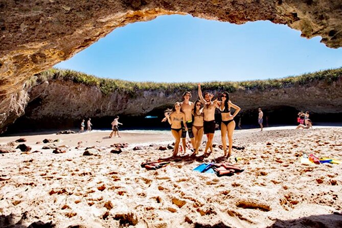 small groups SAFARI to Marietas Islands including Hidden Beach - Ceviche and cold drinks at El Anclote