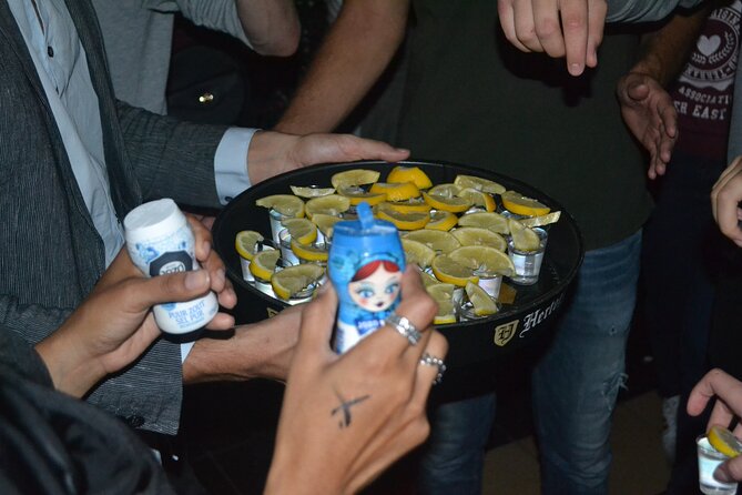 Social Pubcrawl Barcrawl Tulum - Why this Tulum night works for solo visitors and small groups