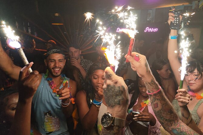 Social PubCrawl Playa del Carmen - Dress carefully for the final club