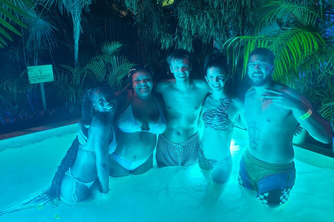 Social PubCrawl Playa del Carmen - Who will enjoy this Playa del Carmen night out