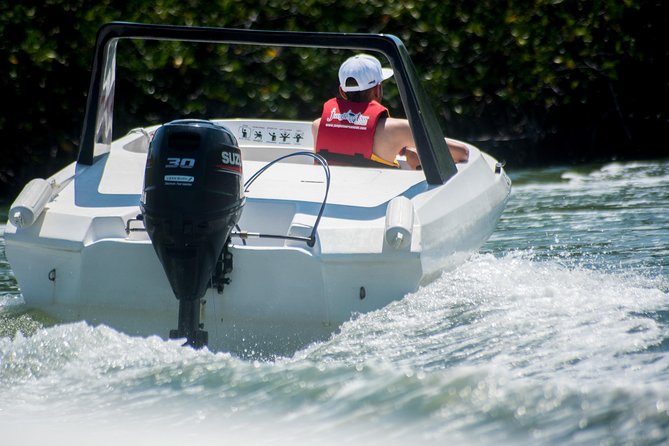 Speedboat and snorkel tour: Single Passenger Boat - Snorkeling the reef and Underwater Museum