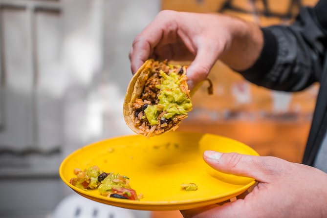 Street Food Bike Tour / Mexico is not only Tacos / All Inclusive - The main avenue and the final michelada