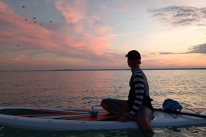 Sunrise on Paddleboard with breakfast in the lagoon of 7 colors - Breakfast is simple, but well timed