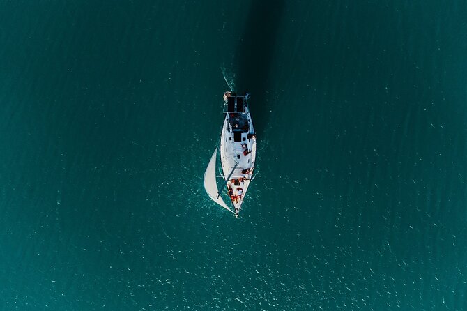 Sunset Sailing Tour in Bacalar with Outdoor Bar and Lunch - What makes this Bacalar sailing tour worth considering