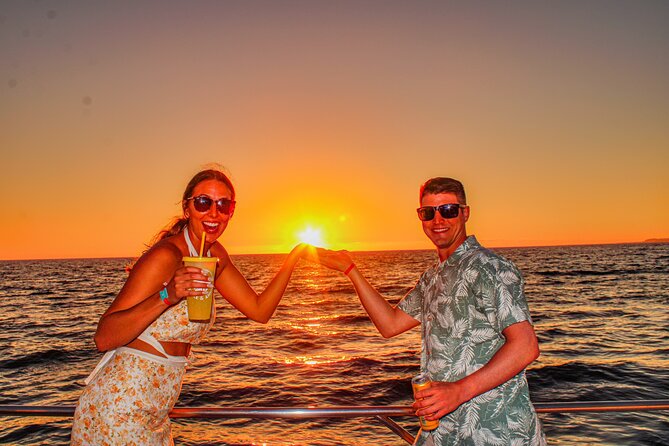 Sunsets and Whales Mega Yachts ALL INCLUSIVE: Puerto Vallarta - What is included in the all-inclusive price