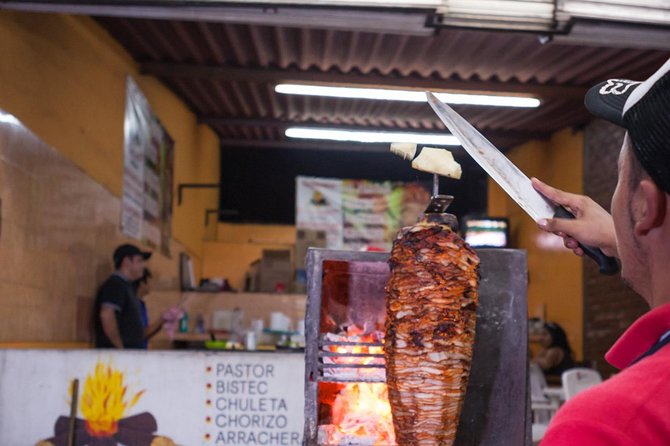 Taco Adventure Evening Food Tour with Vallarta Food Tours - What the guide adds to the tacos