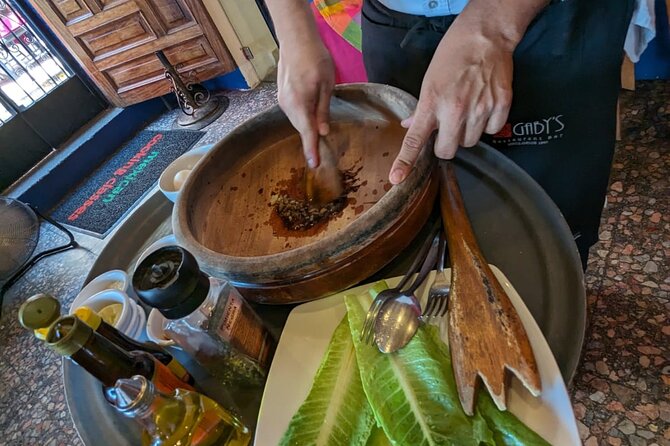 Tasting Vallarta Progressive Dinner Tour - River Cafe closes the night with theater
