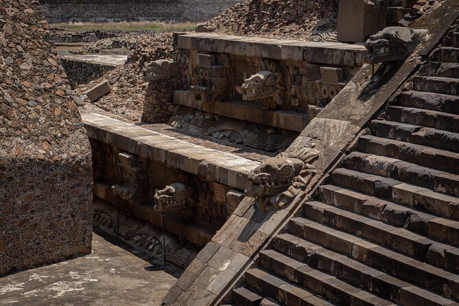Teotihuacán 3 Pyramids Tour with Cave Breakfast + Transportation - Seeing the Temple of Quetzalcóatl up close