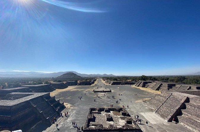 Teotihuacan Archaeology Tours - Quetzalpapalotl Palace and Wall Paint Palace