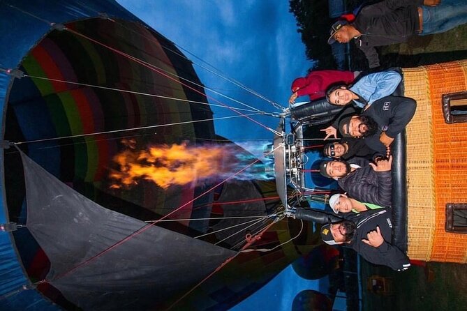 Teotihuacan balloon flight with cave breakfast and CDMX pickup - Agave, pulque, and handmade obsidian crafts