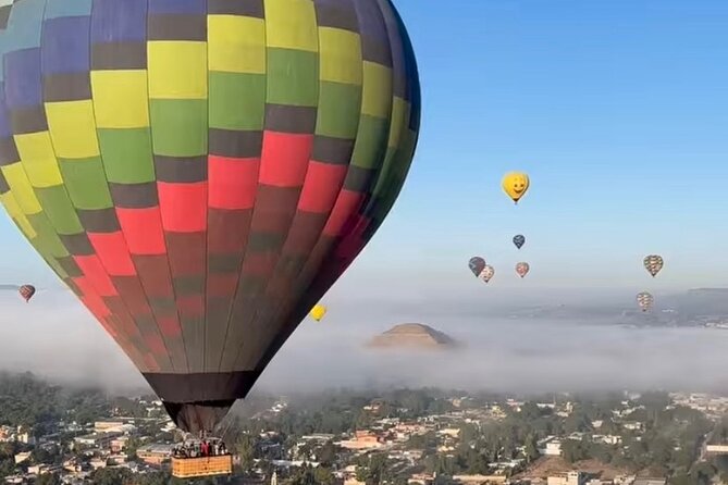 Teotihuacan balloon flight with cave breakfast and CDMX pickup - Making time for the actual pyramids