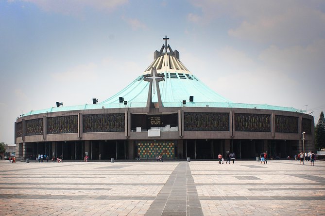 Teotihuacan & Basilica Guadalupe Tour with lunch - Guadalupe Basilica and Tepeyac Hill