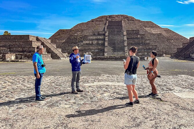 Teotihuacan Early Access Guided Tour with optional Lunch - Walking the Avenue of the Dead and the great pyramids
