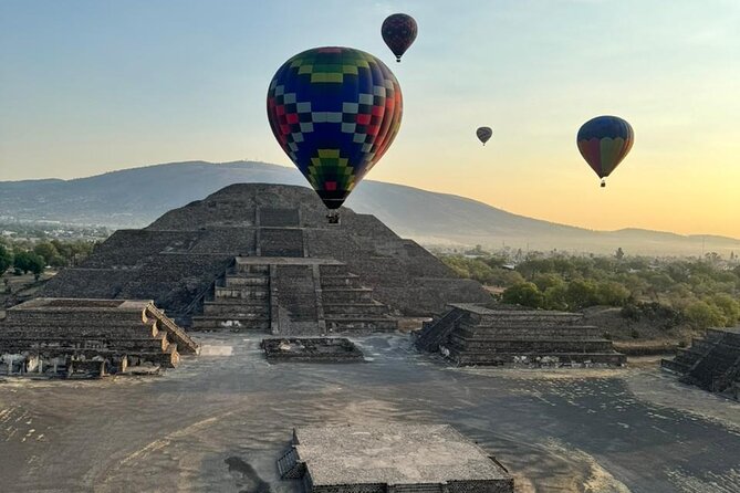 Teotihuacan Hot Air Balloon Flight - Two hours among the pyramids