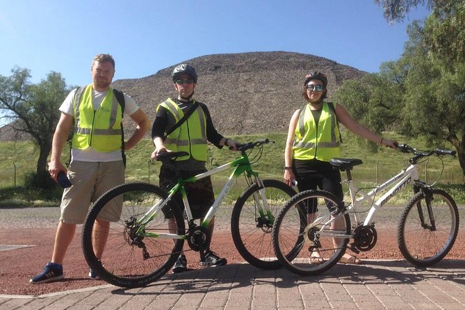 Teotihuacan Hot Air Balloon Ride with Optional Bike or Walking Tour - Lunch and the final drive back
