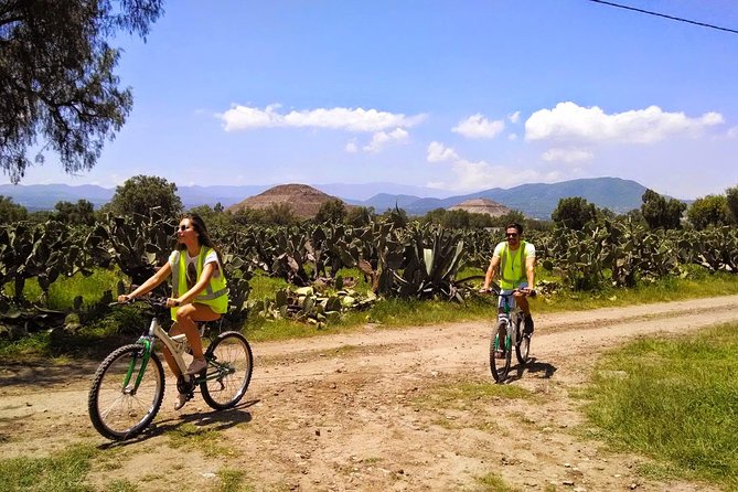 Teotihuacán plus Bike Tour - Local products and the meal question