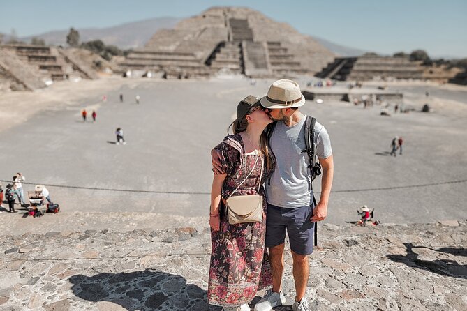 Teotihuacán: Private Tour from Mexico City - Lunch, local stops, and the flexible finish