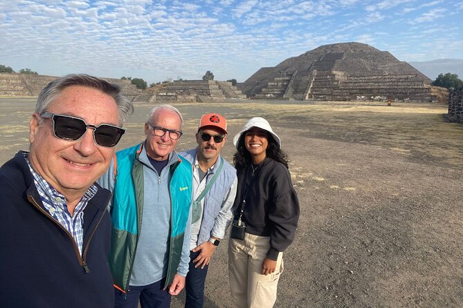 Teotihuacan Pyramids Morning Tour With Me, Angela! - The Moon Pyramid and the first great view