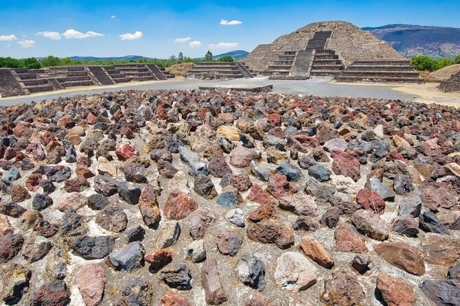 Teotihuacan, Shrine of Guadalupe & Tlatelolco - Pickup, transport, and timing concerns