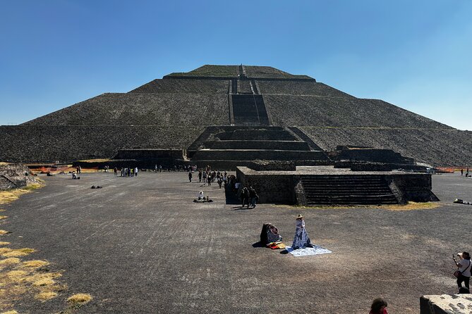 Teotihuacan Tour with Basilica of Guadalupe and Tlatelolco - Guadalupe offers a calmer final stop