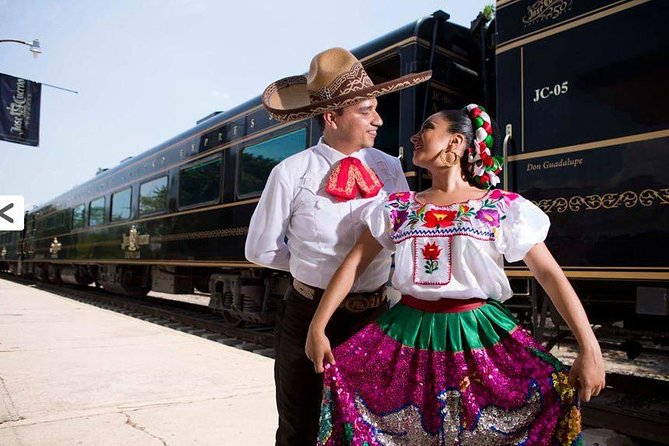 Tequila Day Trip from Guadalajara with Jose Cuervo Express Train - Free time in the Pueblo Mágico of Tequila