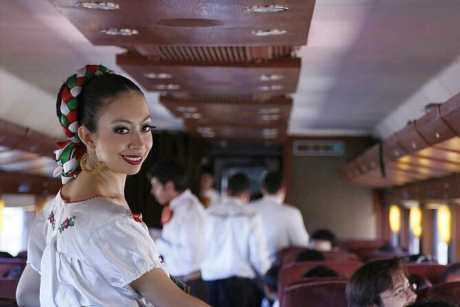 Tequila Day Trip from Guadalajara with Jose Cuervo Express Train - Riding home on the Jose Cuervo Express