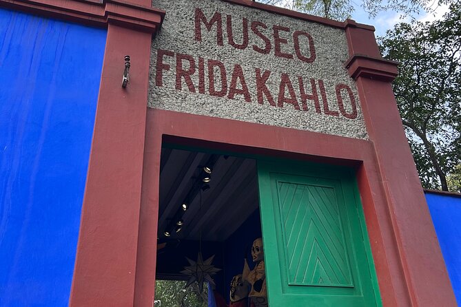 Ticket Museum Frida Kahlo and tasting in Coyoacan Market - Starting at Casa de Cultura Jesús Reyes Heroles