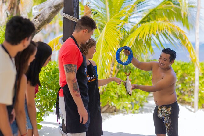 Tikinxic Barefoot Fish Guided Cookout Experience in Cozumel - Getting to Barracuda Beach Club from the cruise terminal