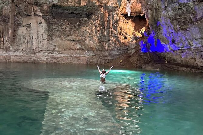 Tour Chichen Itza 2 Cenotes Suytun and Ik-kil - A big Yucatan day from Cancun