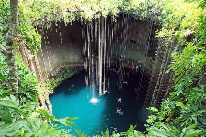 Tour de Dia a Chichén Cenote Ik Kil Cenote Suytun y Valladolid - Chichén Itzá deserves your full attention