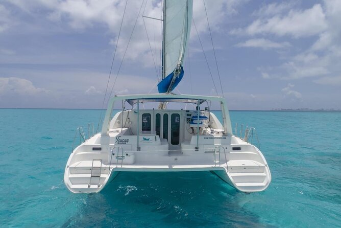 Tour Isla Mujeres Premium - Club Playa Mexico is the practical lunch stop