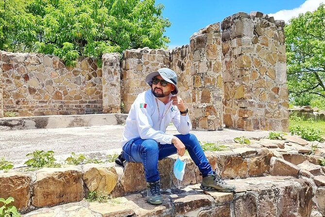 Tour Monte Albán, Hierve el agua, Teotitlán Del Valle and Mezcal - Mezcal at El Rey de Matatlán closes the loop