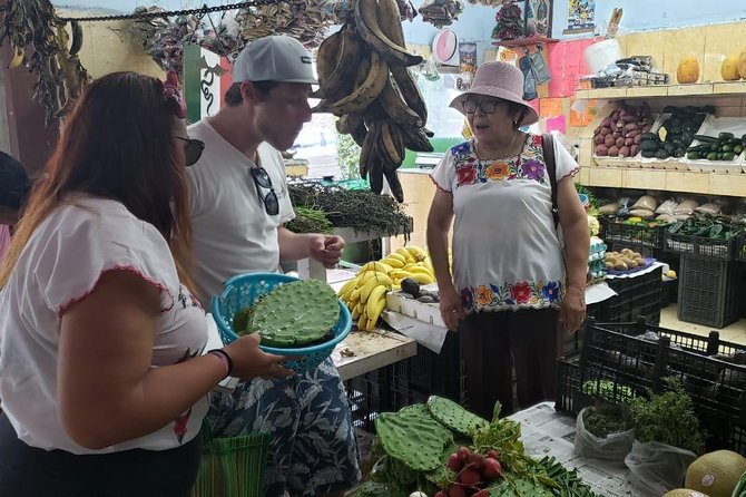 Traditional Family Kitchen in Cozumel - Margaritas, fresh drinks, and the shared lunch