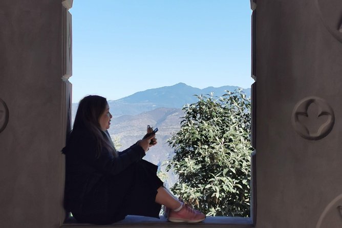 Travel to Tolantongo: Transportation and tickets - Soaking in the cliffside thermal pools