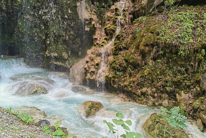 Travel to Tolantongo: Transportation and tickets - Entering the cave and wet tunnel