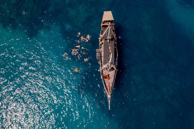 Treasure Hunt Snorkeling Lunch Cruise from Cabo San Lucas - The Arch and Cabo’s best-known views