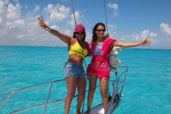 Trimaran La Lupita,Sail Away to Isla Mujeres from Cancun - What the $49.99 price really covers
