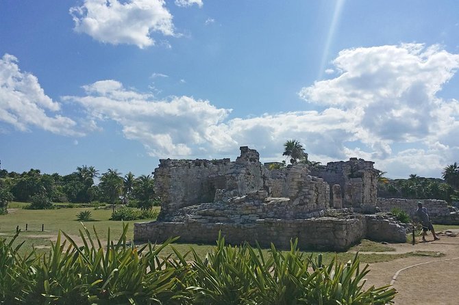 Tulum and Coba with Cenote Swim and Lunch from Cancun - A short evening stop on Quinta Avenida