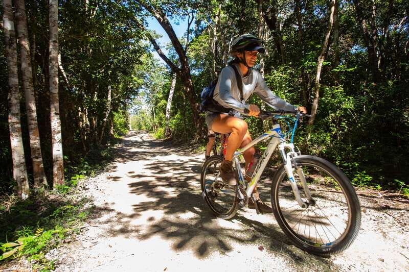 Tulum: Cenote Trail Bike Tour - Starting in central Tulum and finding your rhythm