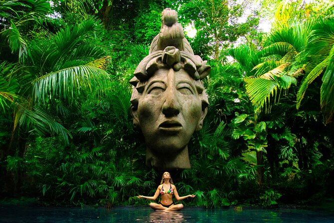 Tulum Instagram Photo Experience - Ven a la Luz and its plant-filled sculpture