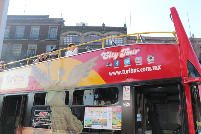Turibus Hop On Hop Off Mexico City Tour - Choosing the upper deck or the lower level