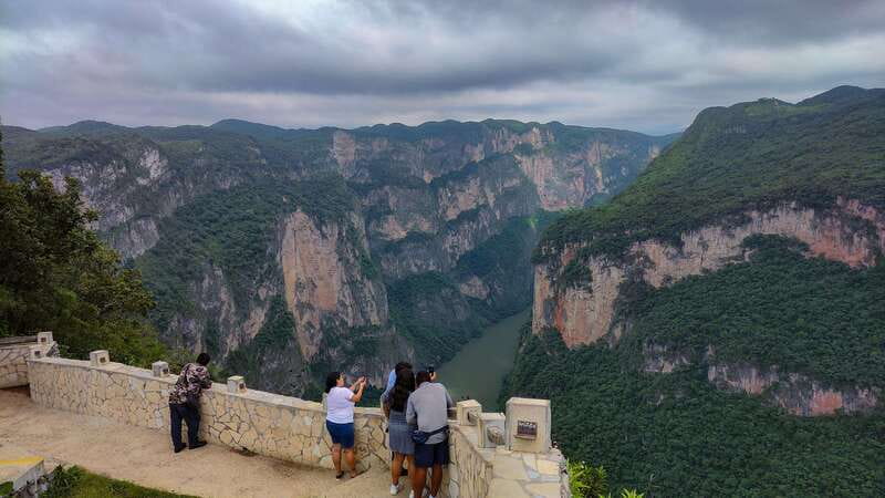 Tuxtla Gutierrez: Sumidero, Chiapa de Corzo and Miradores - What makes this day worthwhile