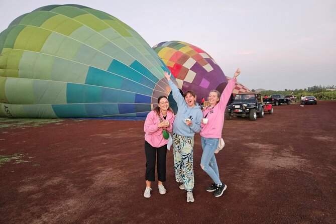 Unforgettable Hot Air Balloon Ride Over the City of the Gods - The people who make the morning work