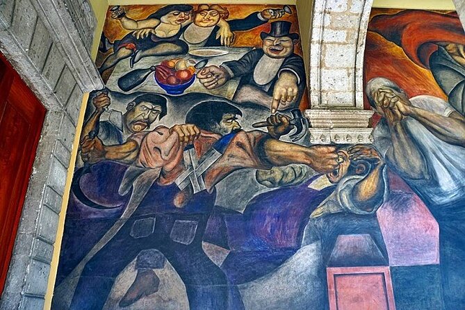 Walking Tour - Impressive murals in Historical Center of Mexico City - Who will get the most from this tour?