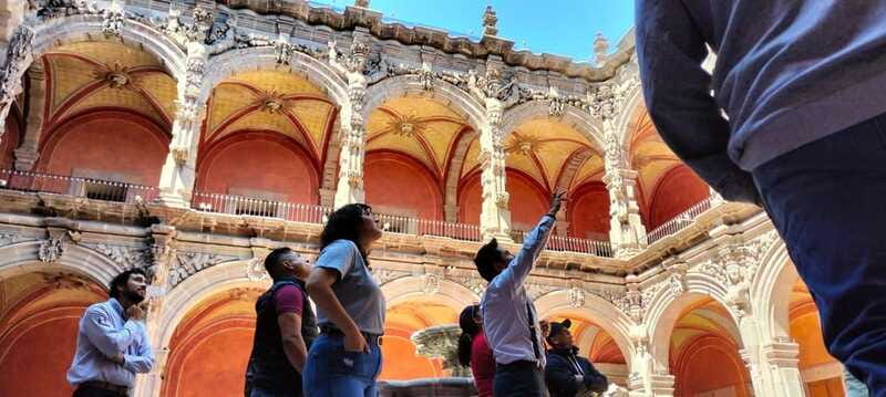 Walking Tour: Temples and Convents (Western Zone) - Capuchinas, San Agustín, and Santa Clara