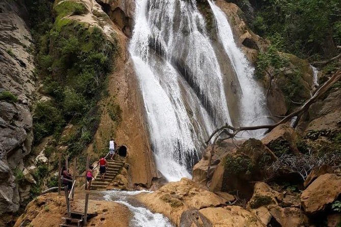 Waterfall Experience - Walking to Cascadas Mágicas de Copalitilla