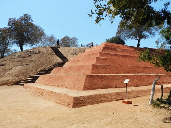 Xihuacan Culture and Archaeology Tour - The 45-minute ride from Ixtapa or Zihuatanejo